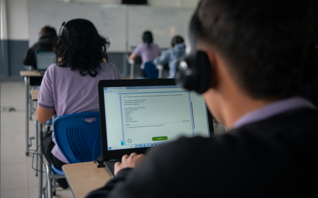 Una prueba implementada por la UCR constata un sólido nivel de escritura en inglés en la educación pública bilingüe